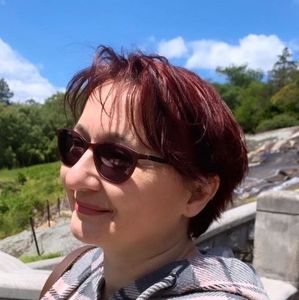 Meet your Posher, Anesa